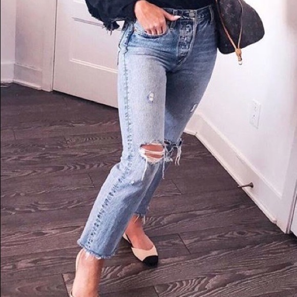 Levi's Denim - HP🎉Levi’s Premium Wedgie Distressed Big E Jeans